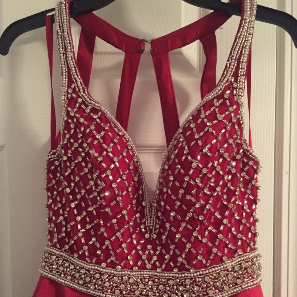 Red ball gown prom dress - Picture 5 of 5
